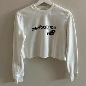 New Balance White Cropped Crewneck Sweatshirt Size Small